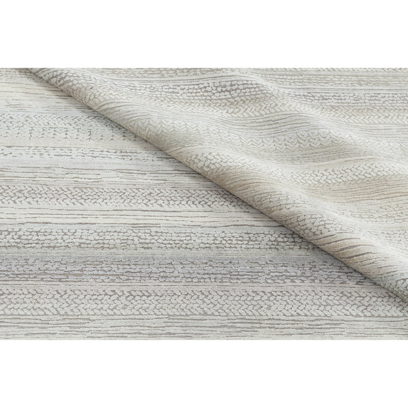 High-Quality Hand-Knotted Silver And Ivory Area Rug, Rectangle 9' x 12'
