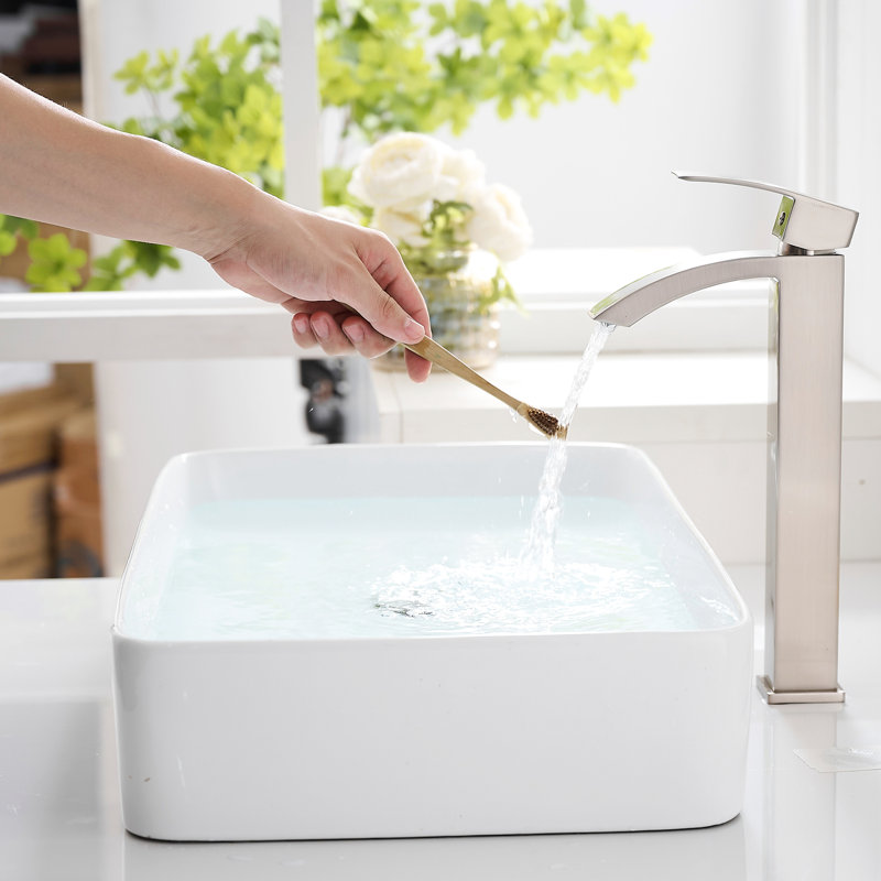 Robinet contemporain en nickel brossé pour lavabo de salle de bain - Poignée à un trou avec valve à cartouche, Nickel brossé