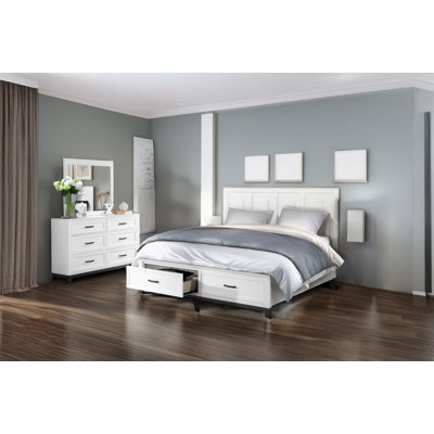 Jaqueline Storage Platform Bedroom Set