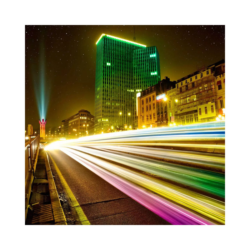 Bruxelles le soir, Pas de tapis, H 18 po x l 18 po x 1,5 po, Toile tendue
