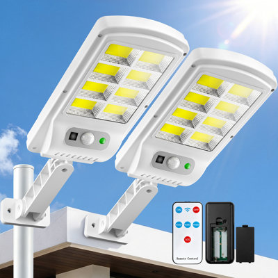 Lampadaires solaires d'extérieur, 160 projecteurs solaires super lumineux étanches 6500K avec capteur de mouvement, angle réglable à 180 °, lumières de sécurité solaires crépusculaires à l'aube pour la cour, l'allée et le parc de stationnement