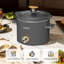 Mijoteuse compacte de 2 litres avec cuve amovible en céramique, 3 niveaux de cuisson et couvercle en verre compatible lave-vaisselle.