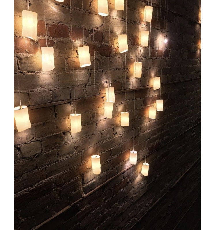 Lustre rectangulaire en porcelaine amorphe, 72" H x 26" W x 12" D, 13 - Light