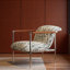 Fauteuil de loisir simple et confortable.