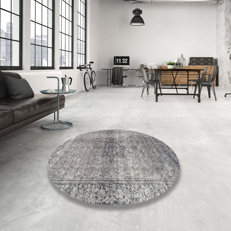 Performance Indoor Rug, Round 3'