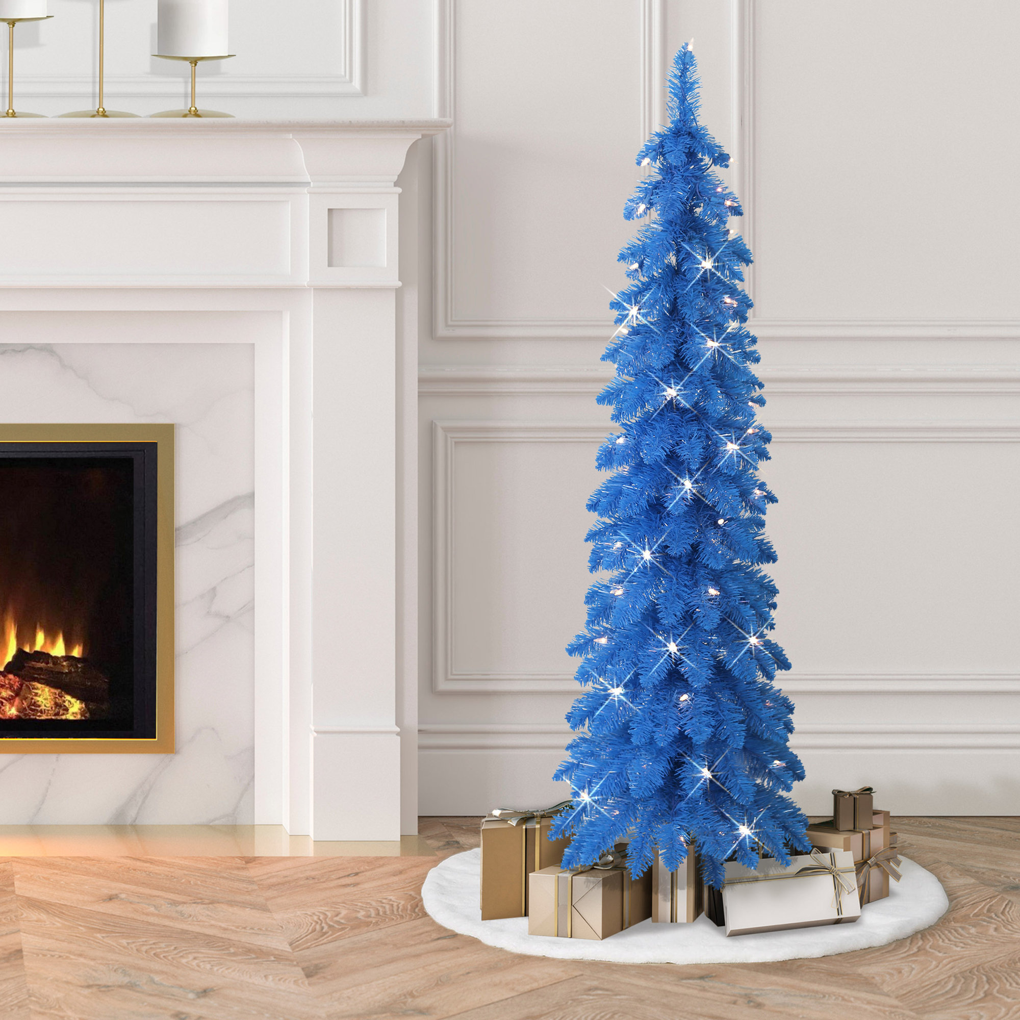 Guerino Lighted Artificial Pine Christmas Tree