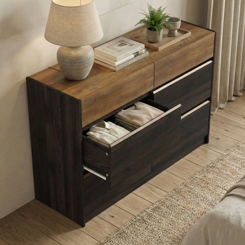 Saisha 6 Drawer 46.5'' W Double Dresser, Royal Espresso/Knotty Oak