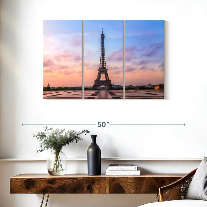 Lilie Eiffel Tower Sunrise, 24" H x 38" W