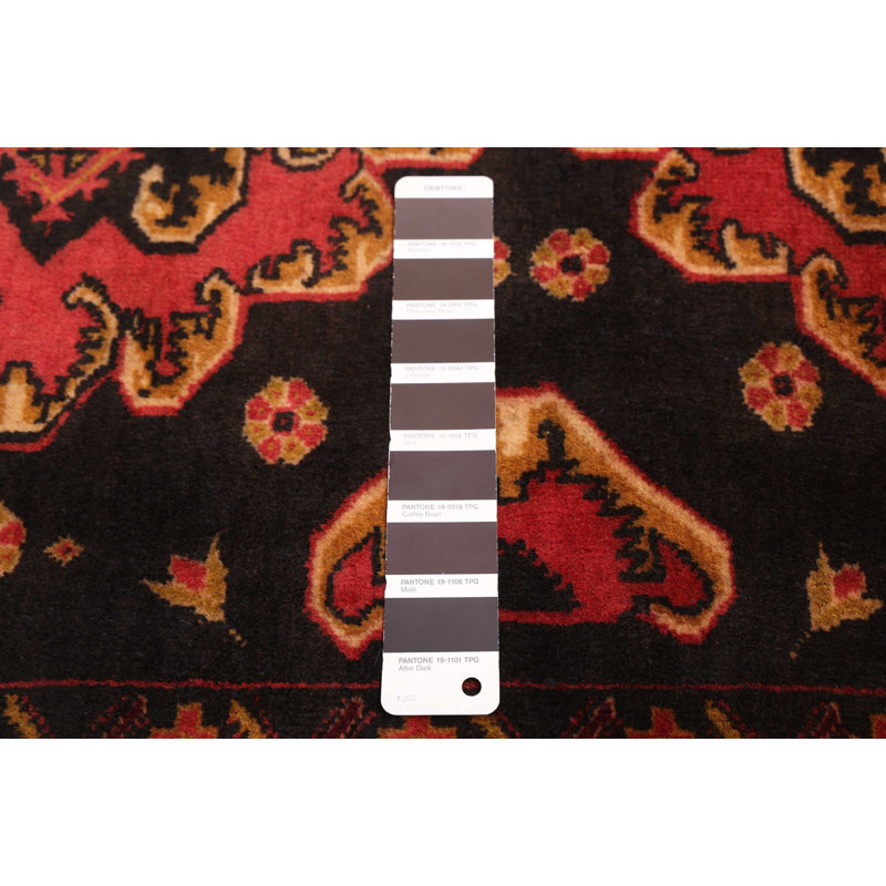 Tapis noir Teimani 3 pi 6 po x 5 pi 7 po