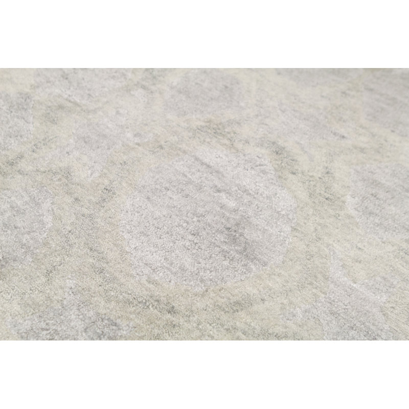 Hand-Knotted High-Quality Gray Area Rug