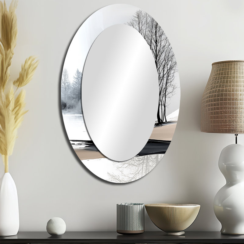 Paysage gris gris au bord du lac III - Miroir mural moderne ovale, 36 po x 24 po