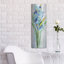 Art mural luxueux «Fresh Blue Flowers 1» par Silvia Vassileva, 12 po x 36 po