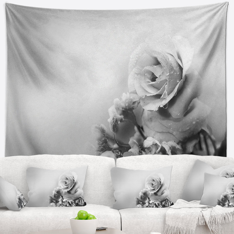 Tapisserie florale rose au printemps, H 78 po x l 92 po