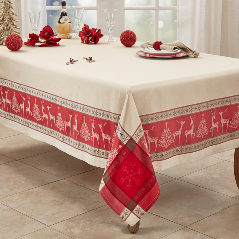Nappe rouge en jacquard, L 90 po x l 72 po