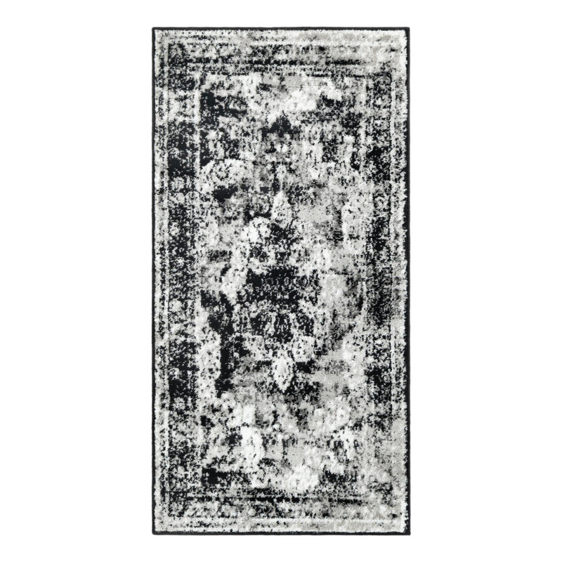 Brandt Oriental Area Rug, Runner 2' x 3'11", Black 
