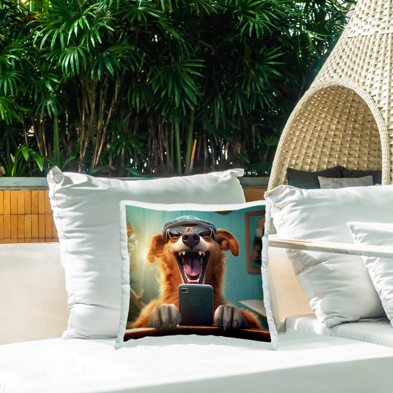 Coussin d'extérieur imprimé «Laughing Dog on Téléphone» par Jim Baldwin