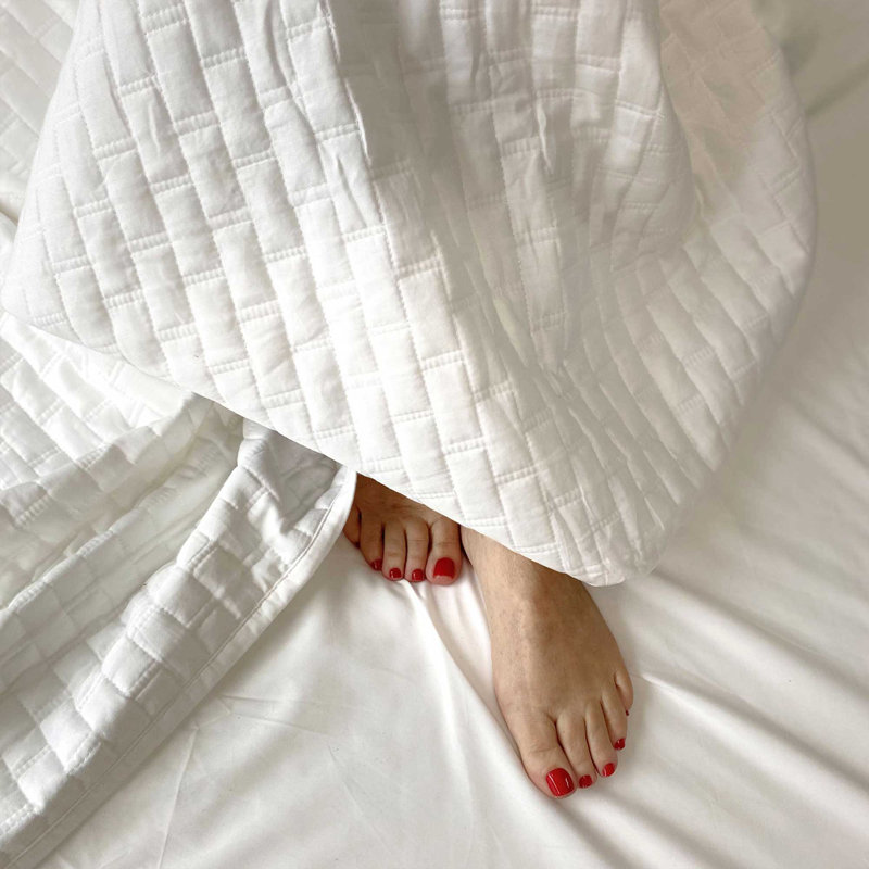 Snow White Bamboo Cotton Quilted Queen Coverlet Set