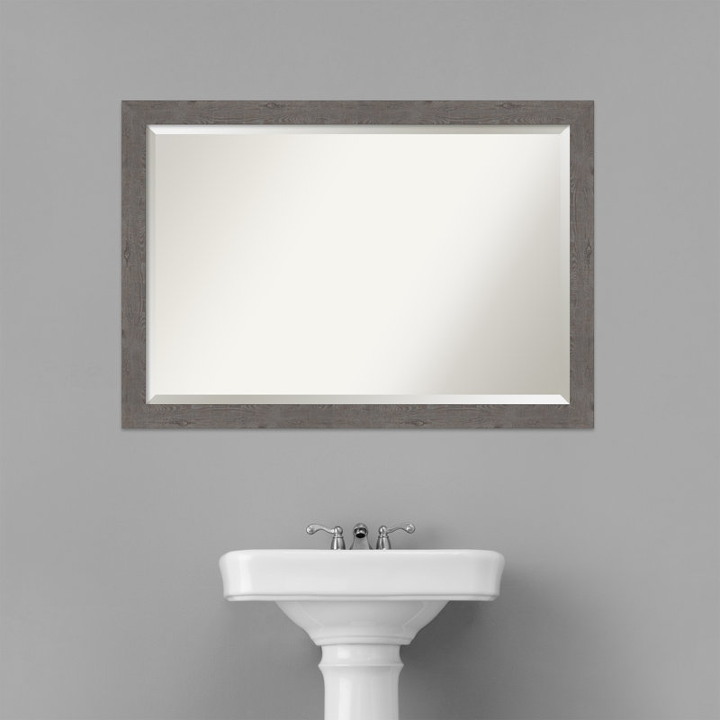 Miroir mural Akhia, 27 po x 39 po, Gris planche rustique