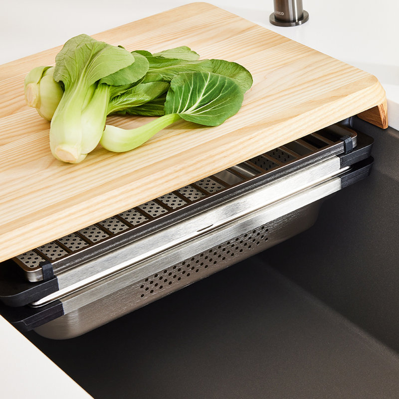 Inteos Bridge Cutting Board