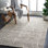 Tapis tibétain en laine / coton à motif géométrique noir noué à la main