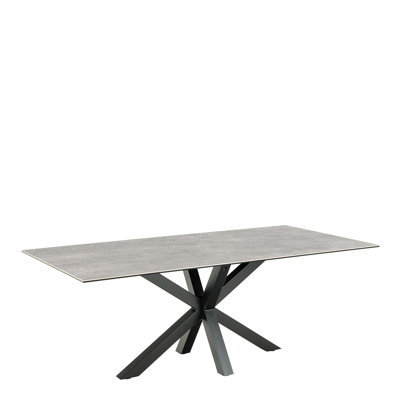 Harrisonburg Dining Table