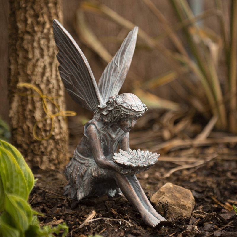 Dina Weather Resistant UV Resistant Plastic Garden Statue