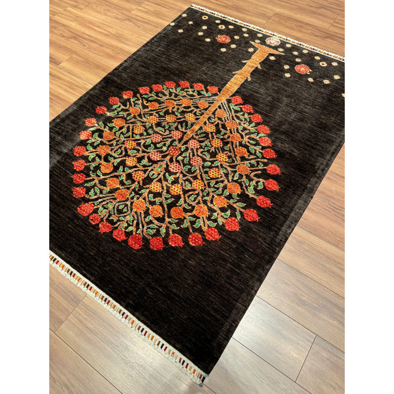 Tapis noir original en laine et coton noué à la main