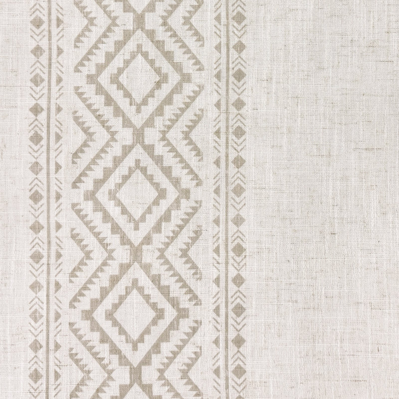 Rideaux occultant en lin Boho, L 52 po x L 96 po, Garniture géométrique beige