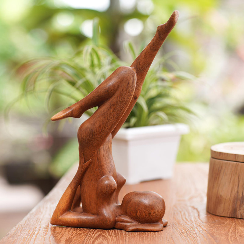 Sculpture Pose