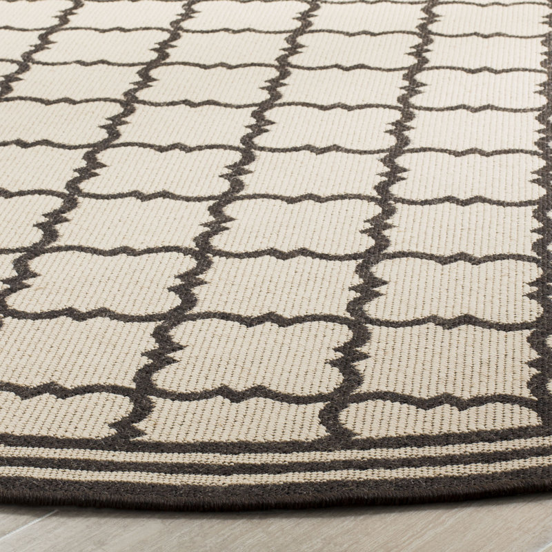 Ferrill 100 Performance Geometric Indoor/Outdoor Area Rug, Round 6'7"