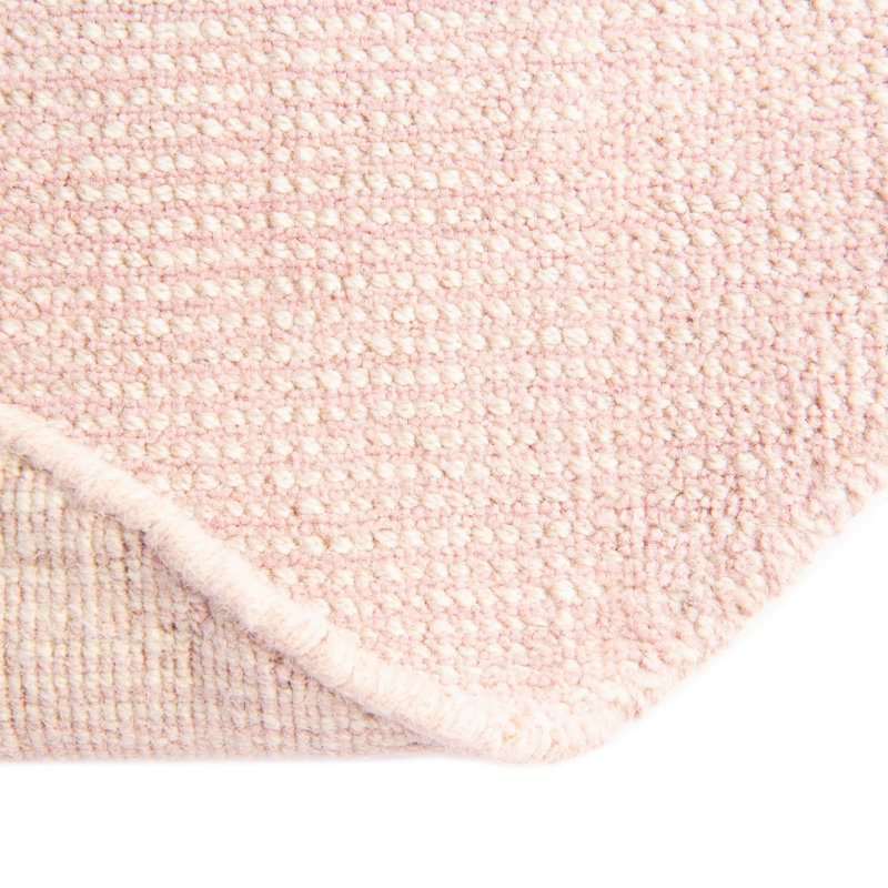 Tapis uni / rayé de couleur anglaise rose / ivoire Fladena, Rectangle 7 pi 1 po x 10 pi
