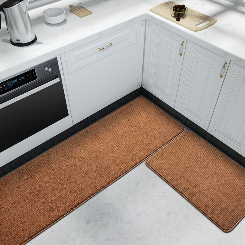 Tapis de cuisine Demarus, Rectangle 6 pi 7 po x 1 pi 5 po, Brun