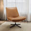 Chaise longue pivotante en cuir Delana-112574276