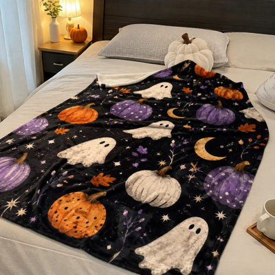 Cozy Halloween Throw Blanket, Spooky Ghost Pumpkin Print Fleece Blanket for Sofa Couch Bedroom Living Room Home Decoration