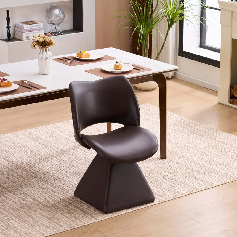 Chaise de salle à manger confortable et moderne en similicuir, Simili cuir brun foncé