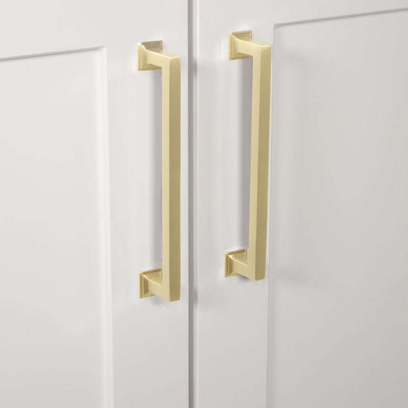 Grandeur Geneva 6" Brass Handle Pull, Satin Brass