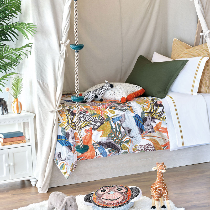 Wilder Bedset, Super Queen Duvet Cover + 5 Additional Pieces