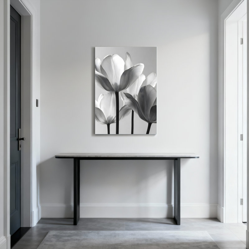 Ensemble de 1 tableau mural sur toile tendue représentant une tulipe noire et blanche, H 30 po x l 20 po
