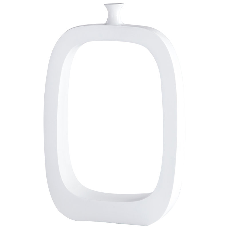 Vase en résine Beyond the Pale, H 28,75 po x l 17,5 po x P 4,75 po