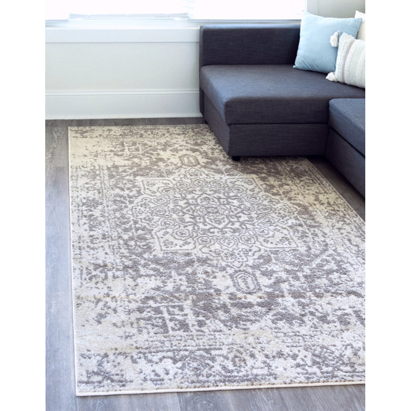 Tapis oriental blanc Mirielle, Rectangle 6 pi 1 po x 9 pi