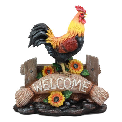 Statue de bienvenue à coq de poule sur clôture en bois avec fleurs Galion