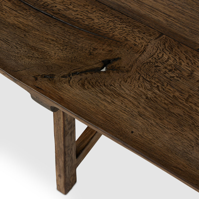 Elio Bench
