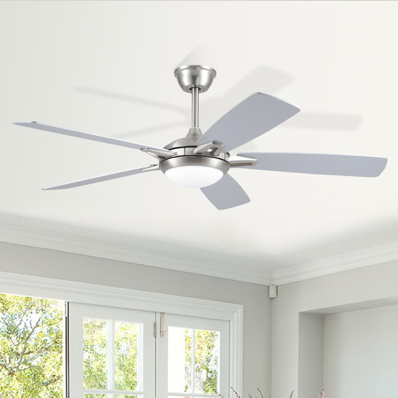 Ventilateur de plafond moderne à 5 pales de 52 po avec lumières et télécommande, Gris