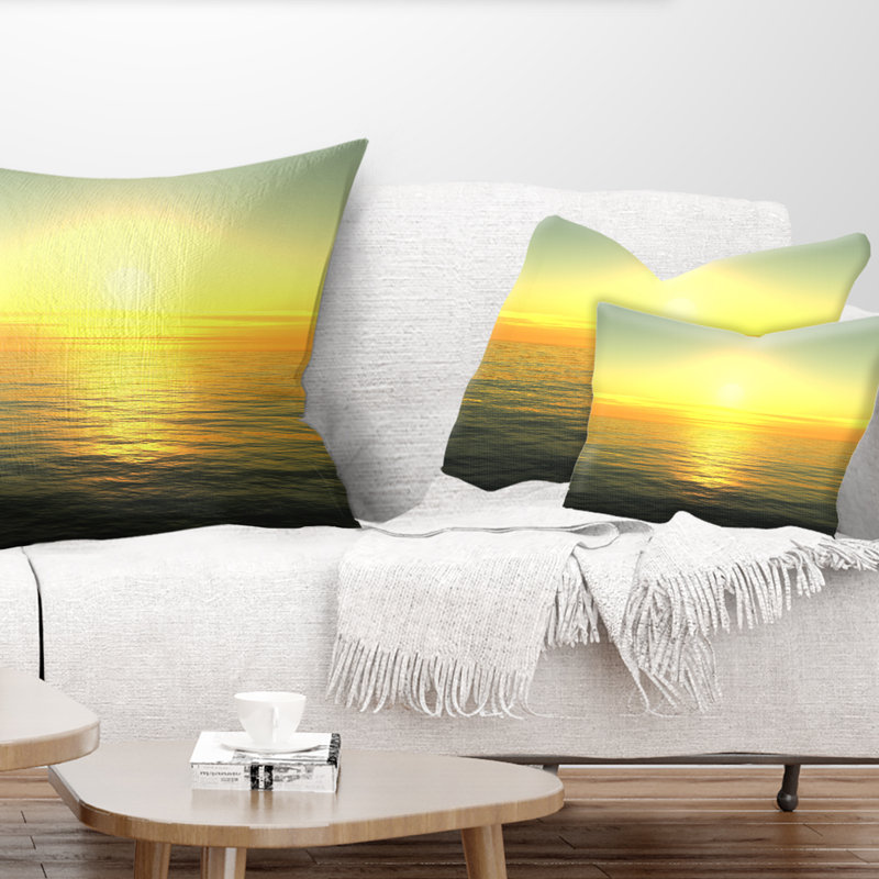 Coussin de soleil sur les eaux beach, Rectangle 12" x 20"
