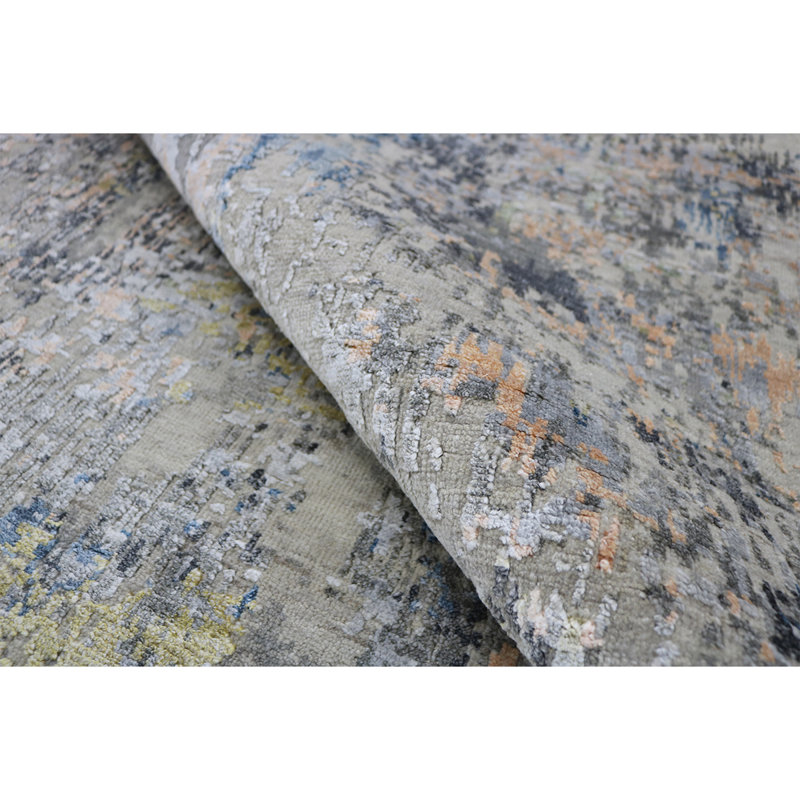 Area Rug in Gray, Rectangle 2' x 3'