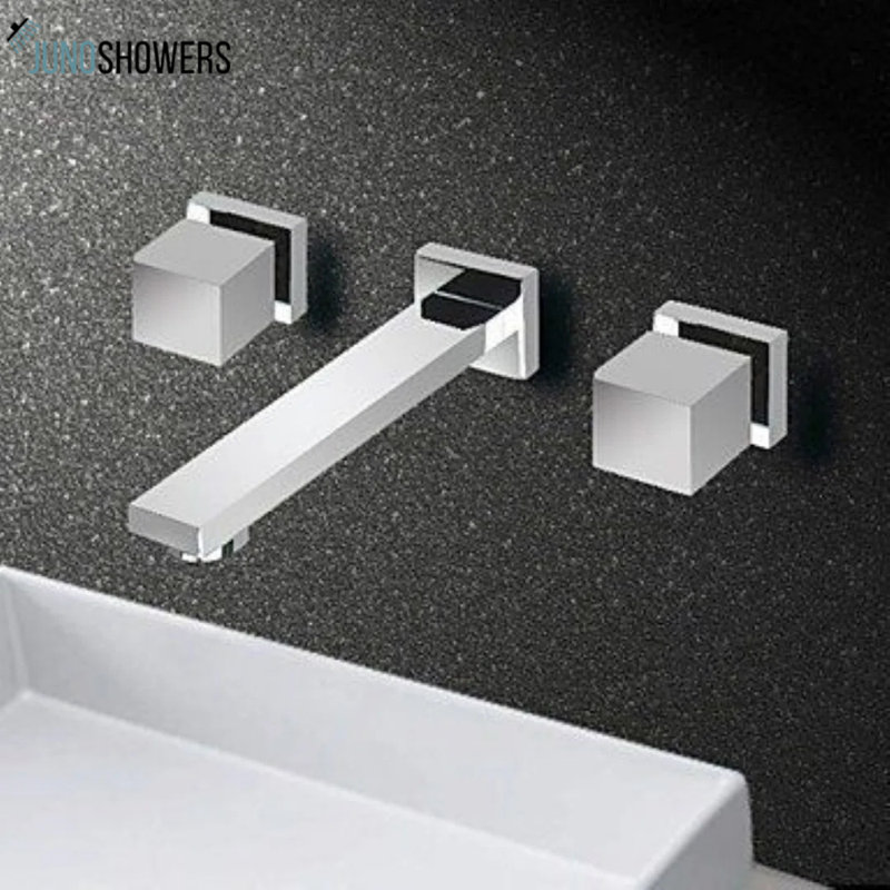 Single Handle Bathroom Sink Faucet with Swivel Spout in Matte Black Finish