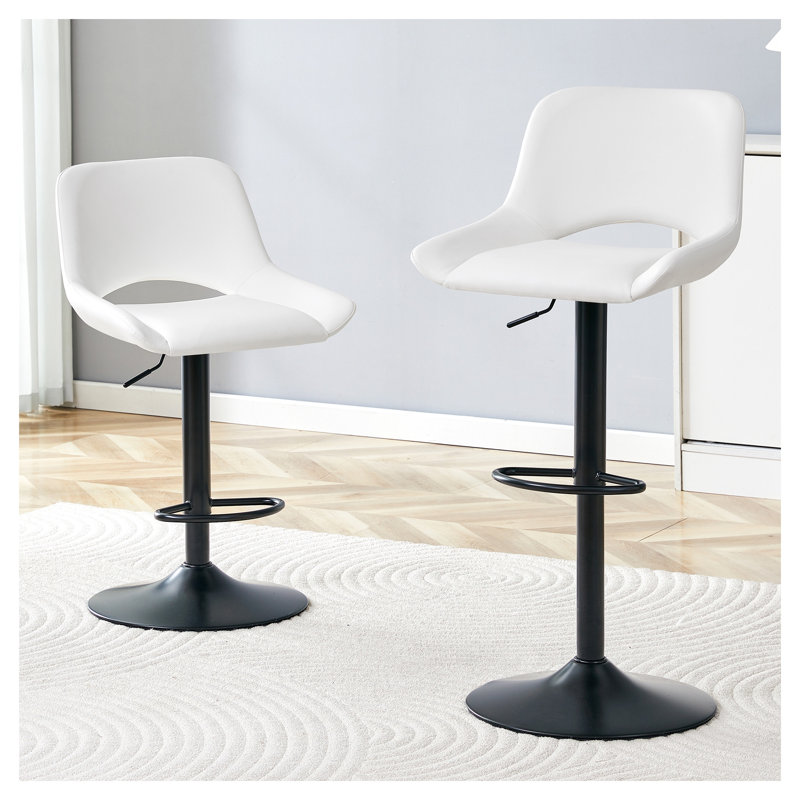 Ensemble de 2 tabourets de bar pivotants et réglables modernes, revêtement en similicuir noir, base en métal et repose-pieds, capacité de charge de 113 kg (250 lb) pour îlot de cuisine