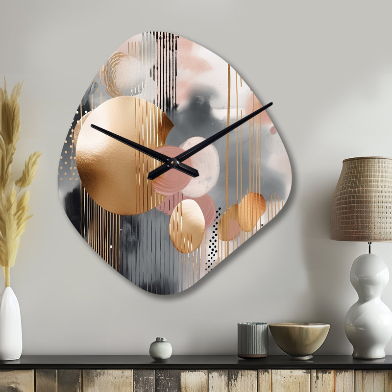 Horloge murale en métal à formes douces, formes simples et lignes Marble I - horloge murale asymétrique moderne, Grand