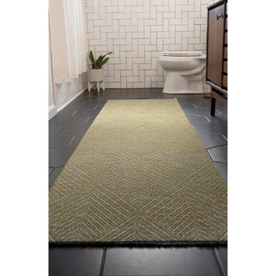 Brenly Geometric Machine Washable Non Skid Indoor Area Rug - Green