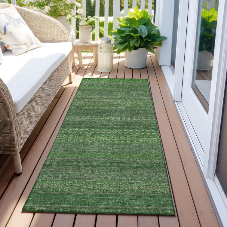 Kinslee Washable Striped Indoor / Outdoor Rug